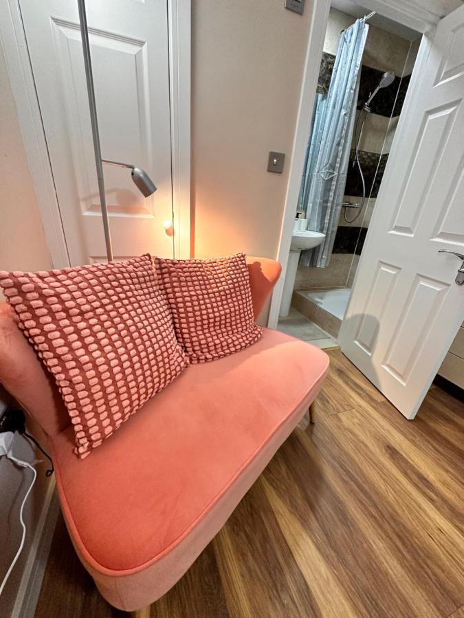 Canary Wharf Single Double And En-Suite Rooms London Bagian luar foto