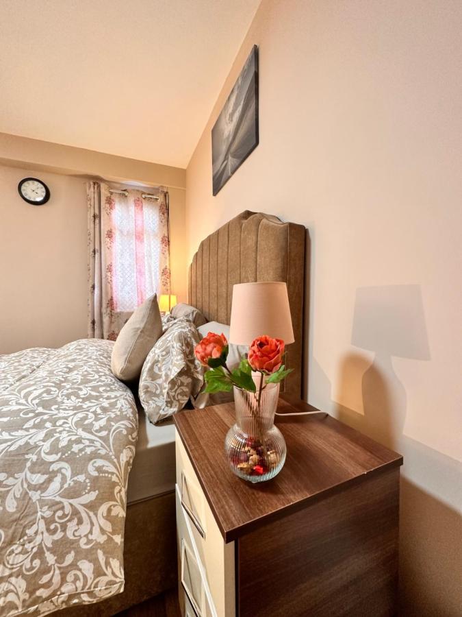Canary Wharf Single Double And En-Suite Rooms London Bagian luar foto