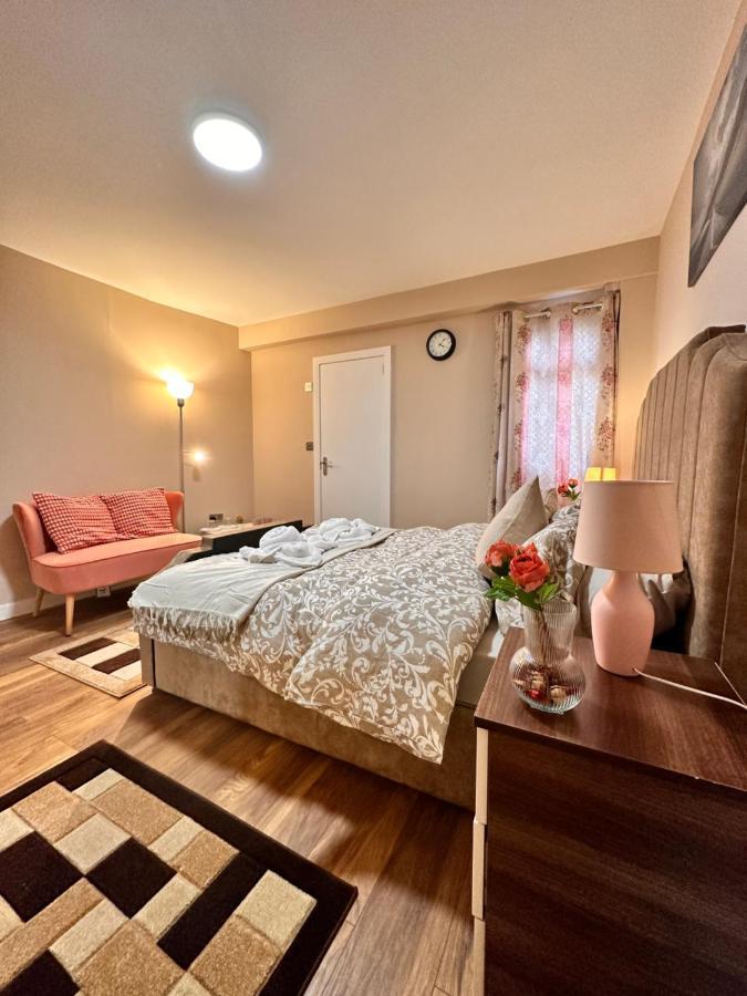 Canary Wharf Single Double And En-Suite Rooms London Bagian luar foto