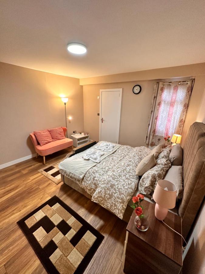 Canary Wharf Single Double And En-Suite Rooms London Bagian luar foto